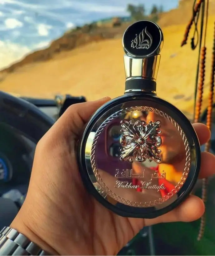 Perfume Masculino Lattafa Fakhar Eau de Parfum 100ML